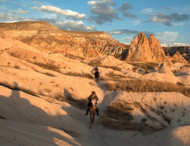 horse-riding-cappadocia-activities (1)